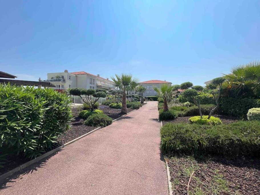 Domaine Juan Flore Antibes Exterior photo